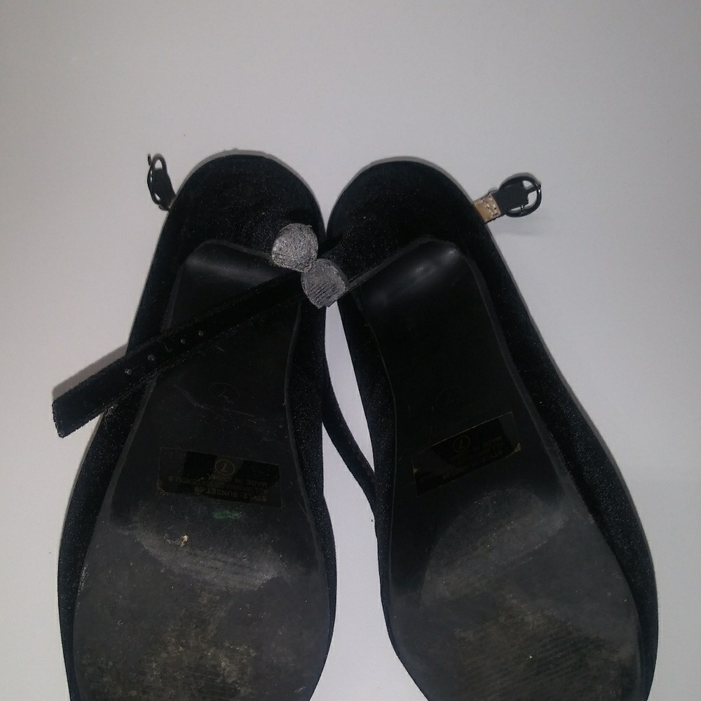 Black heels